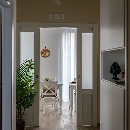 Casa de hóspedes Porta Aragonese Luxury 4*
